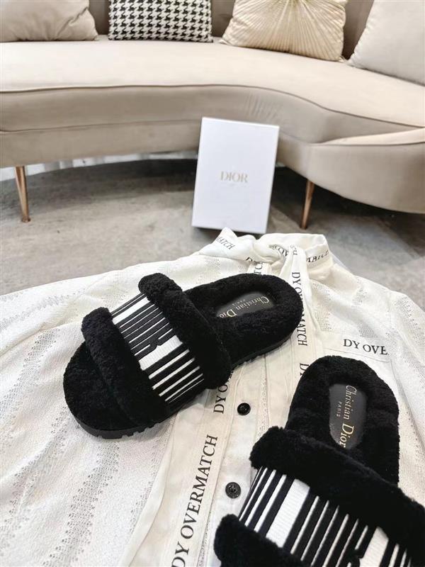 20251128184319377 220